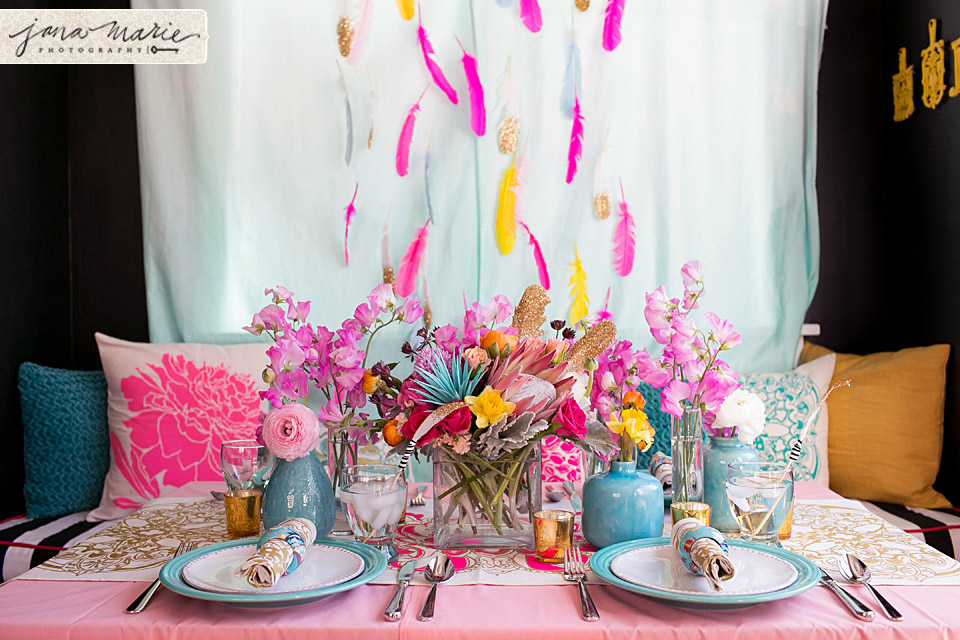 Summer Inspiration, Jana Marie Photography, emmy-ray flowers, unique table scapes, bright weddings