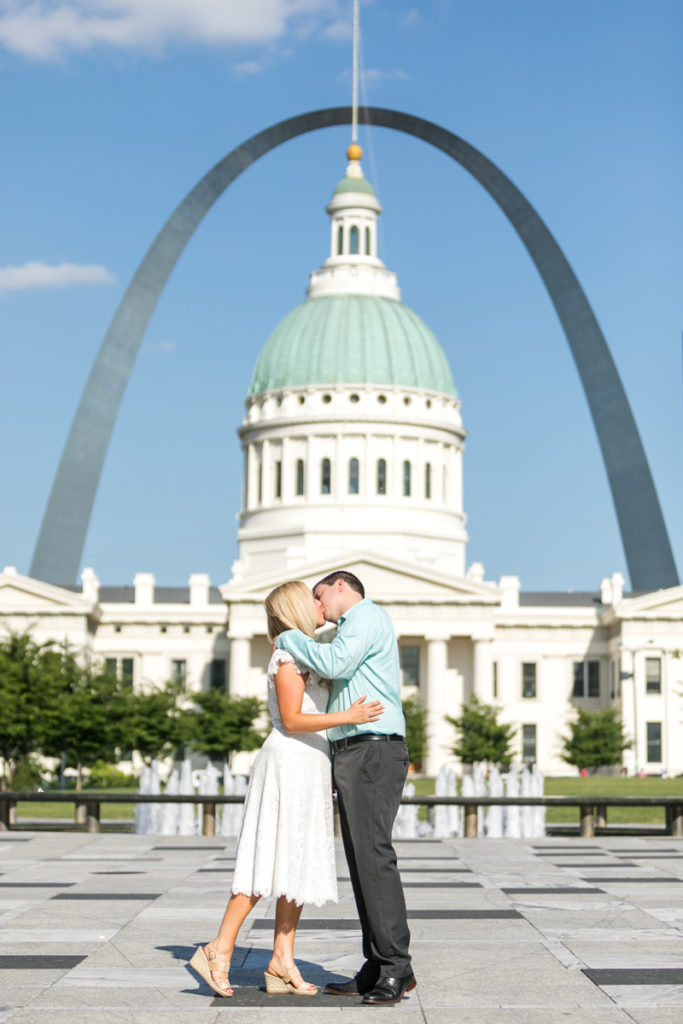 St Louis, Missouri Botanical Gardens, St Louis Photographer, Kansas City Photographer, St Louis Arch, Engagement Session, Missouri Weddings